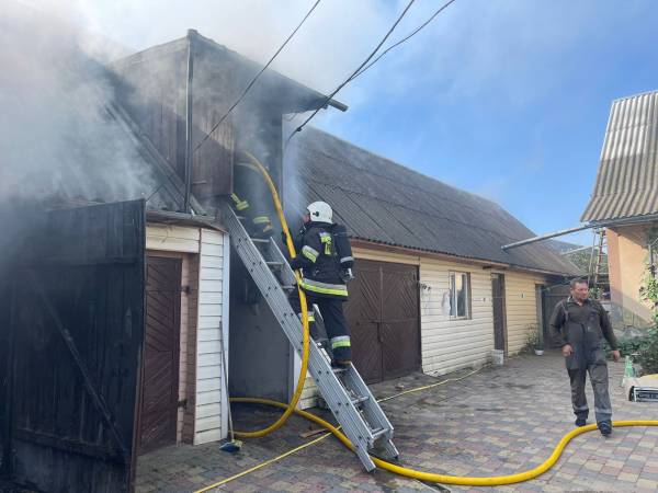 На Дубенщині вогнеборці ліквідували пожежу у приватному господарстві - INFBusiness