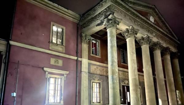 Ворожий удар пошкодив будівлю Художнього музею в Одесі - INFBusiness