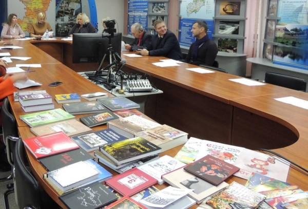 З бюджету Рівненщини профінансують друк 26 книг місцевих авторів - INFBusiness