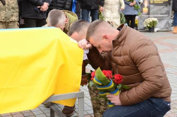 У Рівному попрощались з командиром відділення, який загинув на Херсонщині - INFBusiness