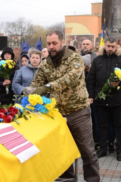 У Рівному попрощались з командиром відділення, який загинув на Херсонщині - INFBusiness