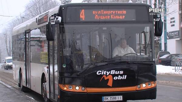 На вулиці Рівного виїхали нові автобуси за 60 мільйонів гривень (ВІДЕО) - INFBusiness