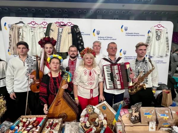 Проєкт «Різдво з Україною» цьогоріч представлений в 11 країнах Європи - INFBusiness