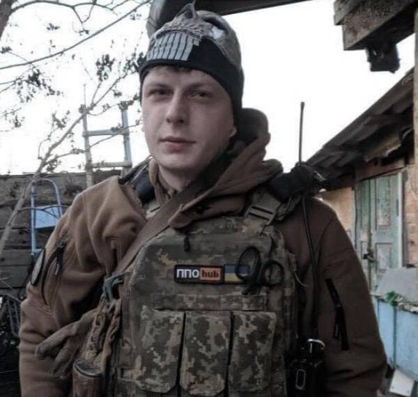 Загинув захищаючи Україну: Зорянська громада попрощається з воїном Михайлом Гунько