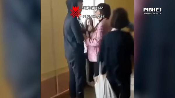 В управлінні освіти Рівного назвали причину звільнення вчительки 18-го ліцею (ВІДЕО) - INFBusiness