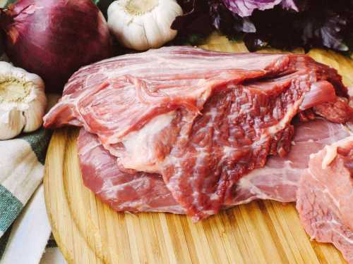 Чому під час готування не треба обрізати жир із м'яса: відповідь лікарів - INFBusiness
