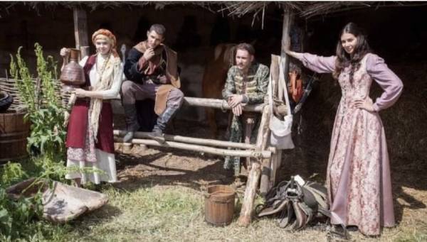 На центральному телеканалі Туреччини показали фільм Одеської кіностудії «Фортеця Хаджибей» 07.02.2024 13:36 Укрінформ На турецькому центральному телеканалі Star TV вийшла пригодницька історична стрічка режисера Костянтина Коновалова «Фортеця Хаджибей», знята Одеською кіностудією. На центральному телеканалі Туреччини показали фільм Одеської кіностудії «Фортеця Хаджибей» - INFBusiness