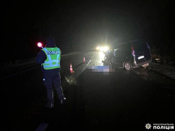 На Рокитнівщині зіткнулись фургон та позашляхович: є загиблий та травмовані - INFBusiness
