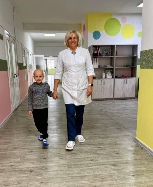 "Онкологія - не вирок": 5 історій жителів Рівненщини, які побороли рак в дитинстві - INFBusiness
