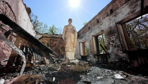 Україні треба майже $9 мільярдів на відновлення туризму та культурних об'єктів - AP - INFBusiness
