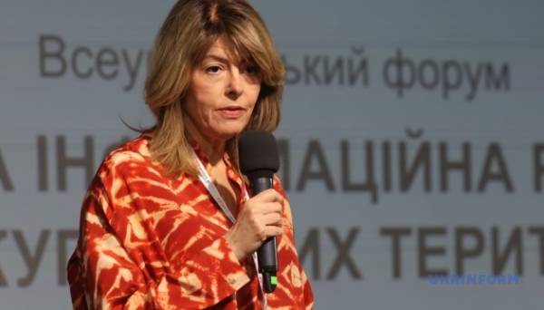 USAID констатує зростання в Україні інтересу до культурних традицій 29.03.2024 11:53 Укрінформ Агентство США з міжнародного розвитку (USAID) бачить зростання в Україні інтересу до культурних традицій і підтримує культурні заходи в країні. USAID констатує зростання в Україні інтересу до культурних традицій - INFBusiness