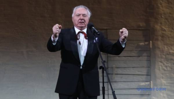 Під час війни культура має значення навіть більше, ніж за часів миру - Президент Фото 09.03.2024 15:03 Укрінформ Культура має значення під час війни, і навіть більше, ніж за часів миру. Під час війни культура має значення навіть більше, ніж за часів миру - Президент - INFBusiness