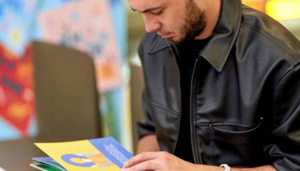 У Києві презентували проєкт і мультфільм «Книга-мандрівка» про незламні міста України - INFBusiness
