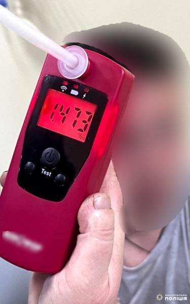 Внаслідок ДТП у Вараському районі травмувалася 17-річна пасажирка мотоцикла (ФОТО) - INFBusiness