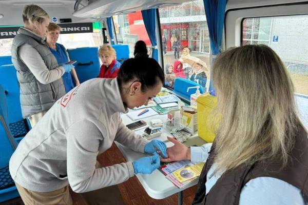 Більше ста двадцяти рівнян безкоштовно обстежилися під час акції до дня здоров'я - INFBusiness