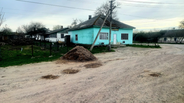 На Костопільщині збирали підписи, аби вирішити проблему з дорогою - INFBusiness