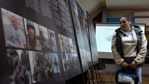 У Вінниці відкрилась фотовиставка, присвячена загиблим білоруським добровольцям - INFBusiness
