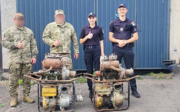 Сарненські поліцейські передали вилучені мотопомпи для потреб ЗСУ - INFBusiness