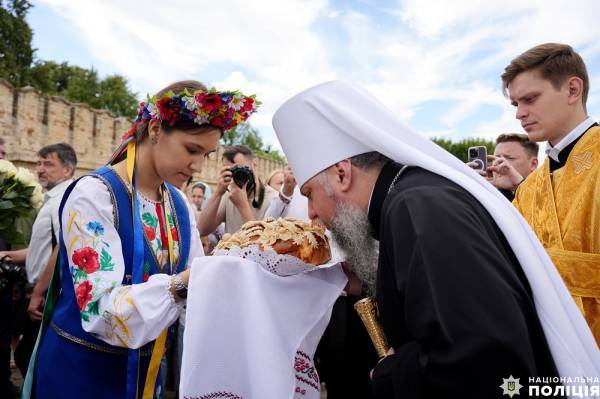 373 річниця: на «Козацьких могилах» вшанували пам'ять героїв битви під Берестечком (ФОТО) - INFBusiness