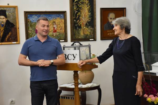 У Дубенському замку відбулося відкриття виставки "Золота голка Леокадії Загальської" - INFBusiness
