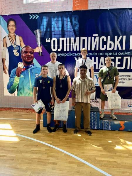 Рівненські спортсмени здобули нагороди на Всеукраїнському турнірі з греко-римської боротьби - INFBusiness