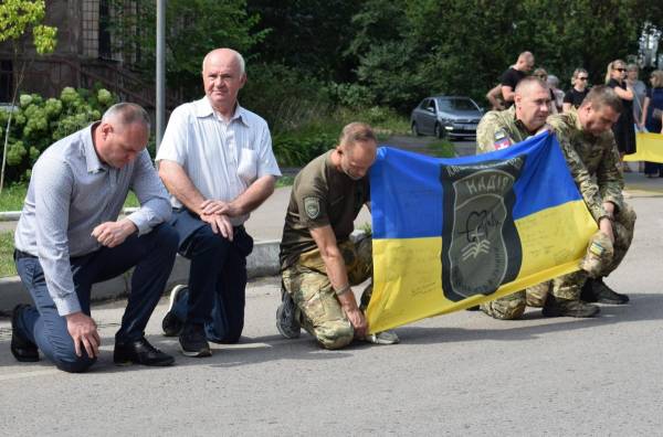 Здолбунівська громада сьогодні попрощалася з полеглим земляком Михайлом Юртіним - INFBusiness