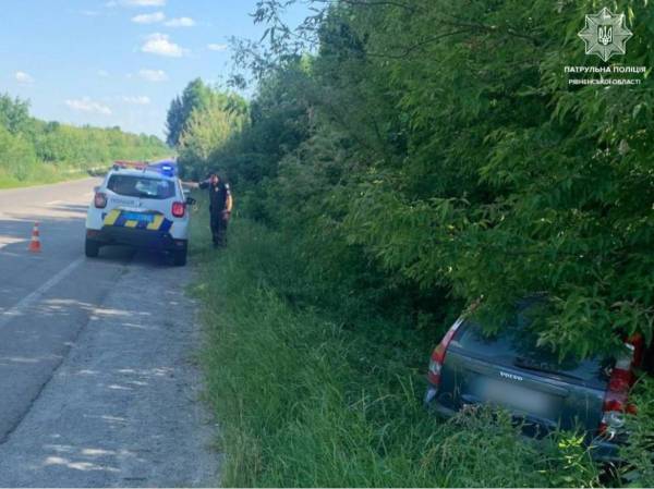 На Рівненщині водій напідпитку злетів у кювет - INFBusiness