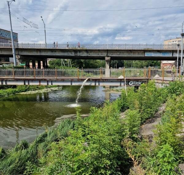 У Рівному на водоймах запрацювали аераційні фонтани