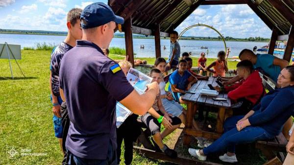 Рятувальники Рівненщини провели навчання на одній з найбільших водойм області - INFBusiness