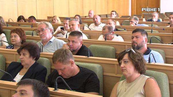 Депутати обласної ради звернулися до УПЦ (МП) Рівненщини (ВІДЕО) - INFBusiness