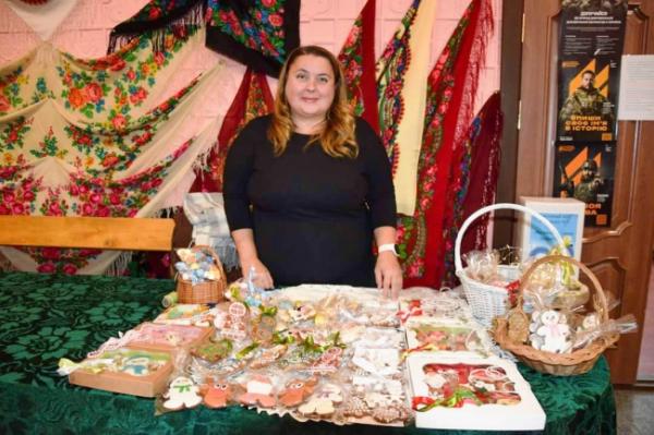 Мешканка Рівненщини готує "особливі" пряники з етнічними візерунками (ФОТО) - INFBusiness