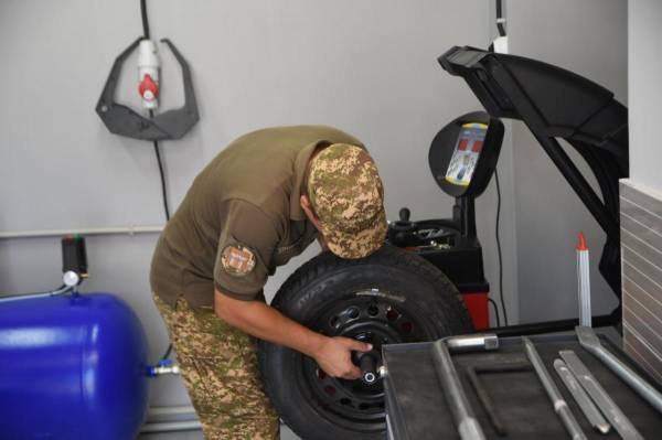 На Рівненщині при військовій частині облаштували шиномонтажний пункт - INFBusiness