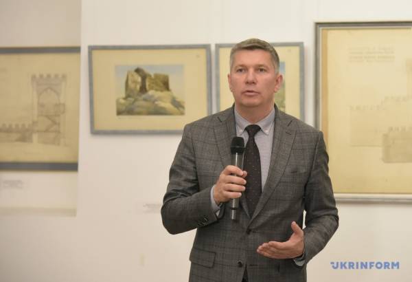 У Софії Київській відкрилася виставка «Українське сонце Криму не погасне, ні…» - INFBusiness