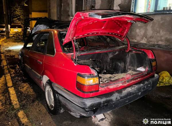 Сьогодні вночі у Рівному горіли автівки - INFBusiness