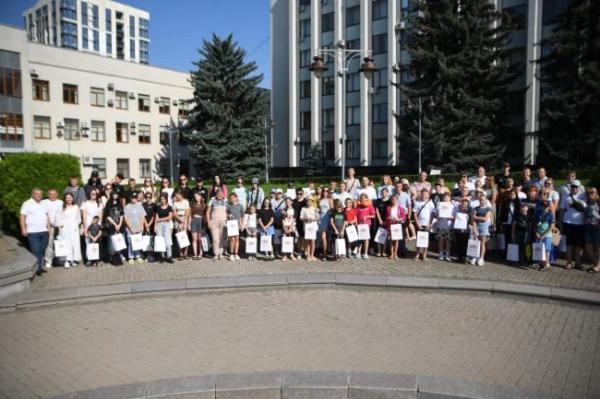 Пів сотні школярів із Рівненщини поїхали на оздоровлення до Болгарії - INFBusiness