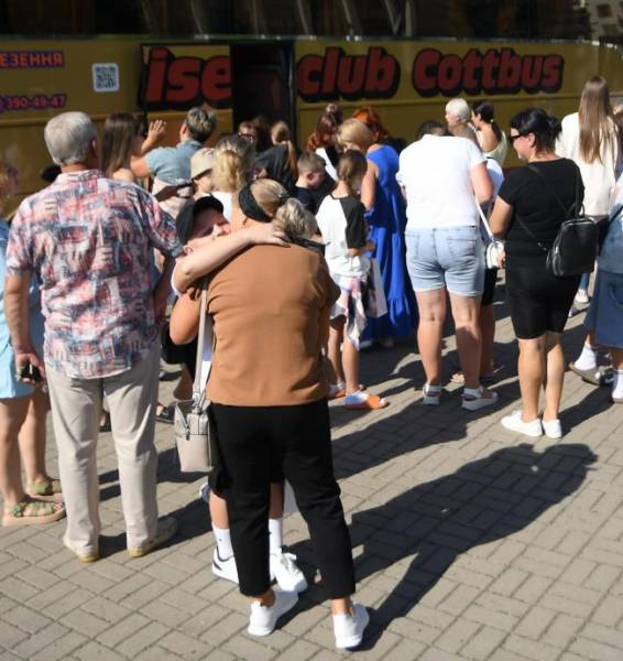 Пів сотні школярів із Рівненщини поїхали на оздоровлення до Болгарії - INFBusiness
