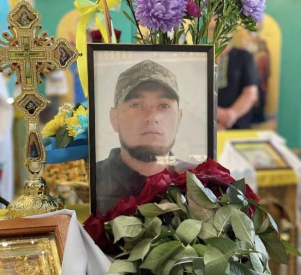 На провели в останню дорогу молодого водія-електрика БПЛА - INFBusiness