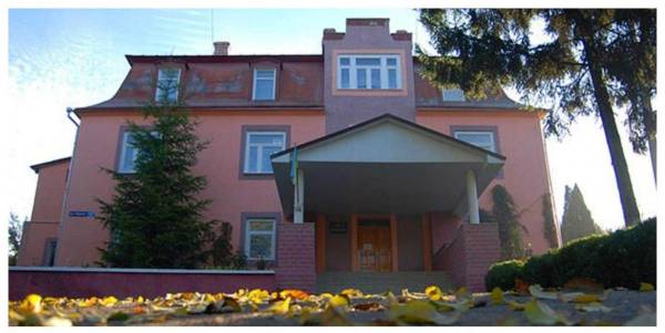 У рівненських обласних закладах позашкілля проведуть День відкритих дверей - INFBusiness