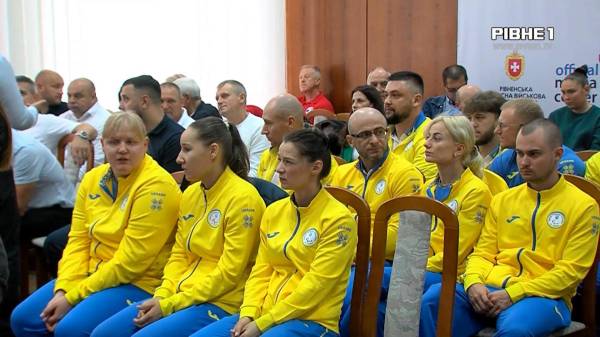 На Рівненщині відзначили кращих спортсменів та їх тренерів (ВІДЕО) - INFBusiness