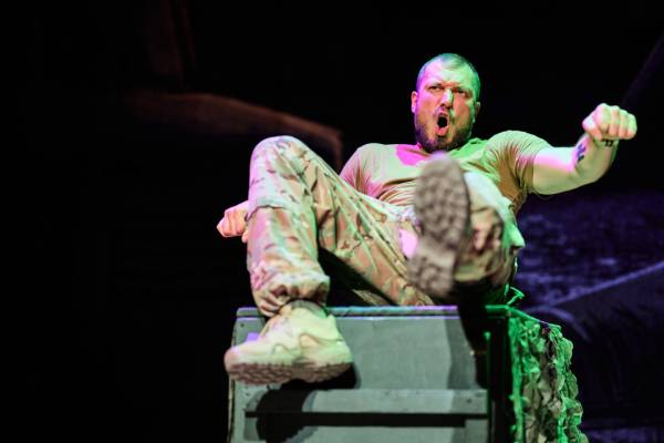 Актор і воїн: «Та ніхто не народжений для війни!» - INFBusiness