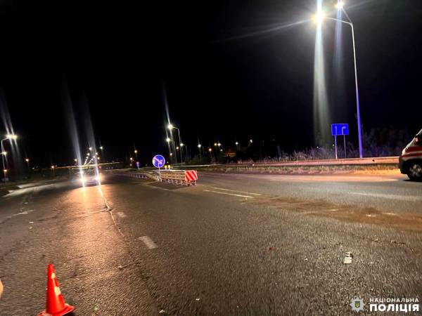 Травмувалися водій та пасажирка: поблизу Рівного зіткнулися позашляховик та легковик - INFBusiness