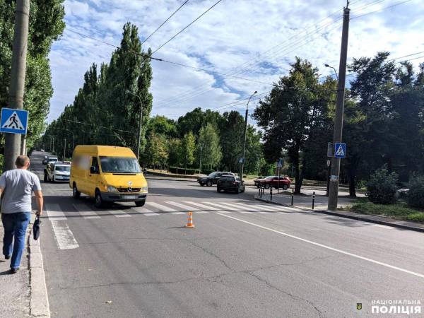 У Рівному бус збив пішохідку - жінка у лікарні - INFBusiness