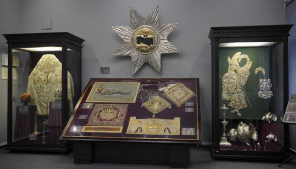У Києво-Печерській лаврі відкрили виставку «Відроджений всесвіт» - INFBusiness