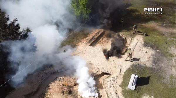 Атаки дронів, вибухи та стрес: Як на Рівненщині пройшли навчання військових? (ВІДЕО) - INFBusiness