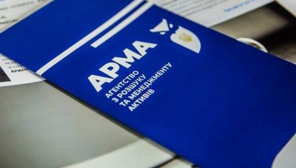 АРМА передасть 148 картин Медведчука Національному художньому музею - INFBusiness