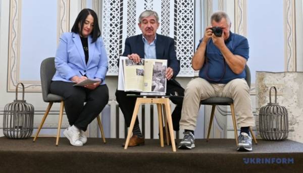 На Lviv BookForum презентували книгу про журналістику незалежної України «Від майданів до війни» - INFBusiness