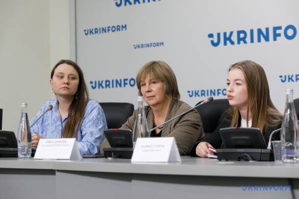 У Києві презентували книгу «Жити попри все. Розповіді жінок про війну, 2014 та 2022» - INFBusiness