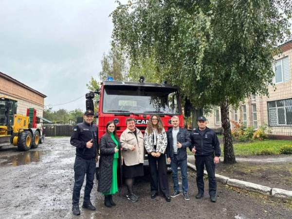 Громади Рівненщини отримали пожежні авто від партнерів зі Швеції - INFBusiness