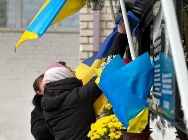 У ліцеї на півночі Рівненщини відкрили пам`ятні дошки на честь двох воїнів - INFBusiness