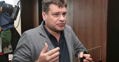 Незмінний музичний продюсер конкурсу "Нова Хвиля" Євген Орлов розповів lady.tochka.net про те, який репертуар потрібен для перемоги в конкурсі. Євген Орлов: Серед дітей-конкурсантів доросла конкуренція! - INFBusiness